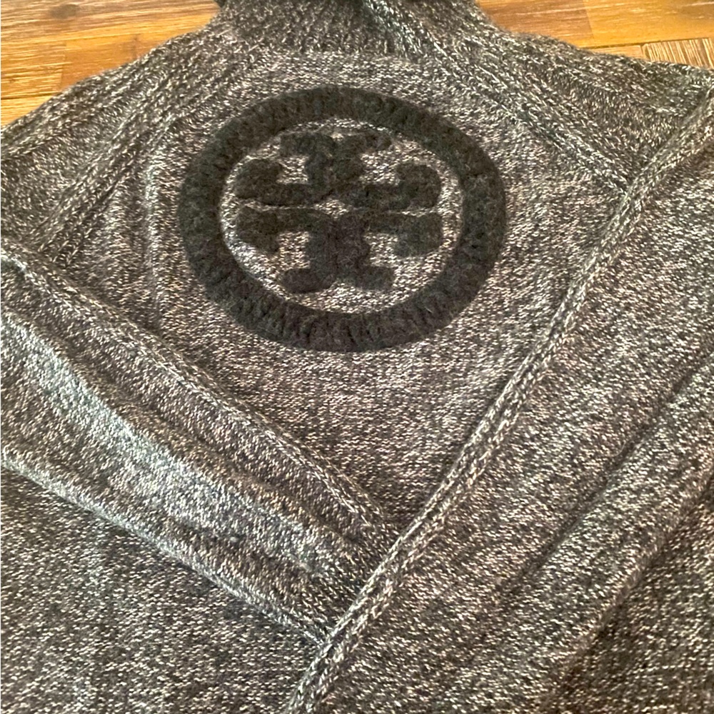 Gorgeous Tory Burch sweater!